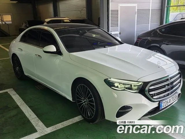 Mercedes-Benz E-Class W214 — Фото автомобиля 2