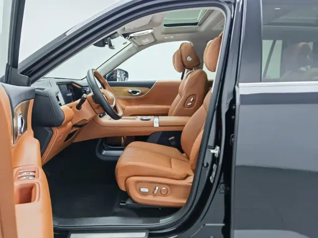 GAC Trumpchi Xiangwang S9 — Фото автомобиля 10