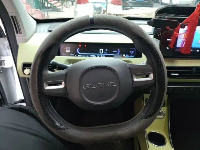 Geely Panda — Фото автомобиля 6