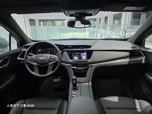 Cadillac XT5 — Фото автомобиля 13