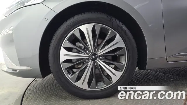 Kia K8 K8 Hybrid — Фото автомобиля 5