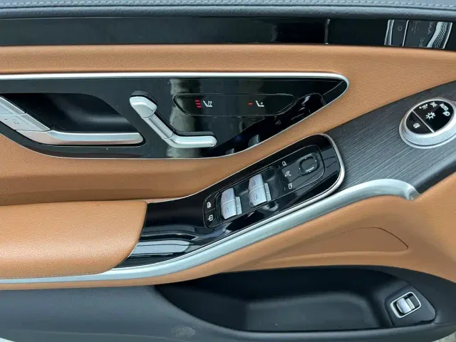 Mercedes-Benz S-Class — Фото автомобиля 17