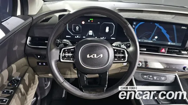 Kia Carnival Generation 4 — Фото автомобиля 12