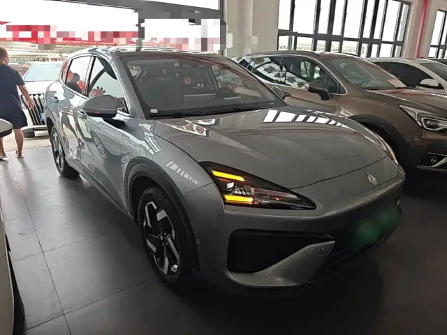 Baojun Yunhai — Фото автомобиля 3