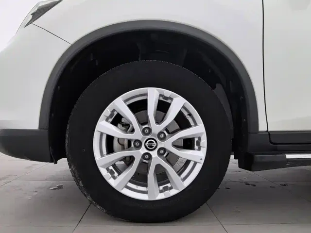 Nissan X-Trail — Фото автомобиля 17