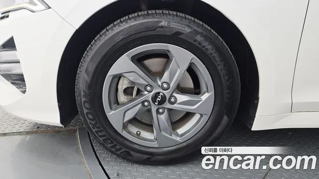 Kia K5 K5 3 поколение 2.0 LPI(Для проката) — Фото автомобиля 5