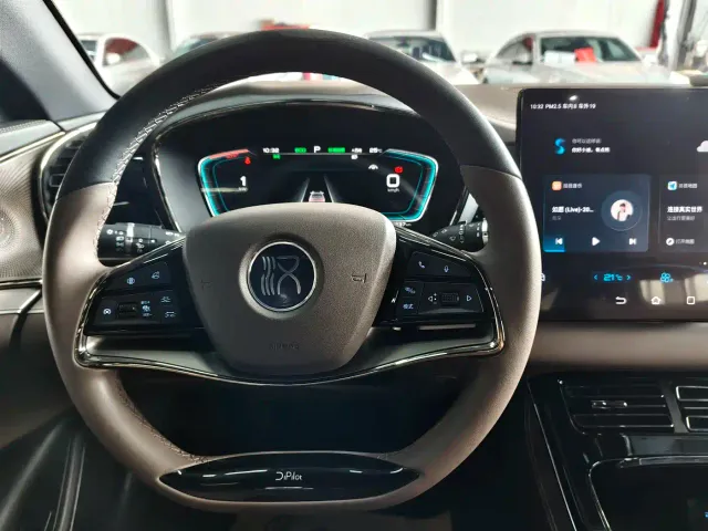 BYD Han — Фото автомобиля 13