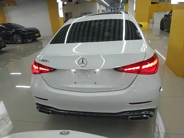 Mercedes-Benz C-Class — Фото автомобиля 5
