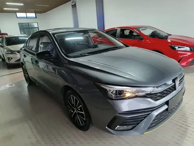 Roewe i5 — Фото автомобиля 3