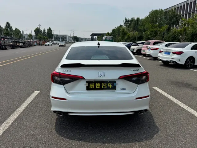 Honda Civic — Фото автомобиля 5