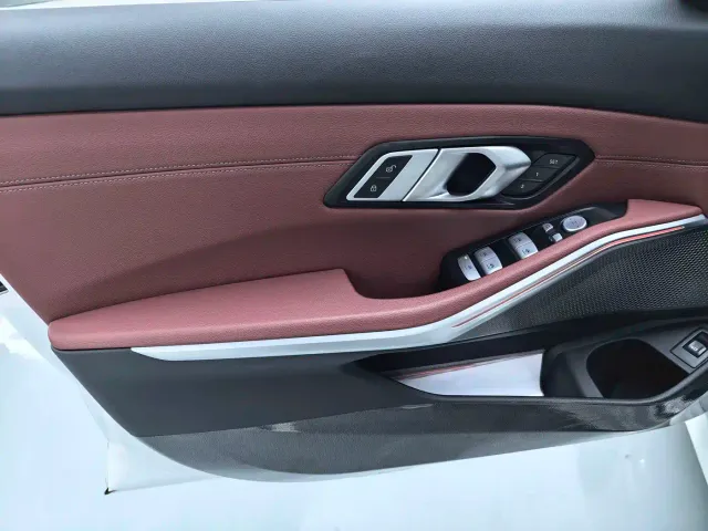 BMW 3 Series — Фото автомобиля 5