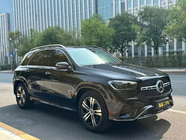 Mercedes-Benz GLE-Class — Фото автомобиля 11