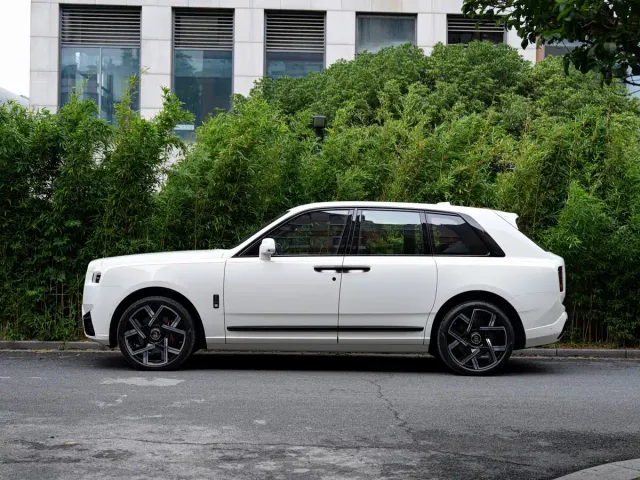 Rolls-Royce Cullinan — Фото автомобиля 8