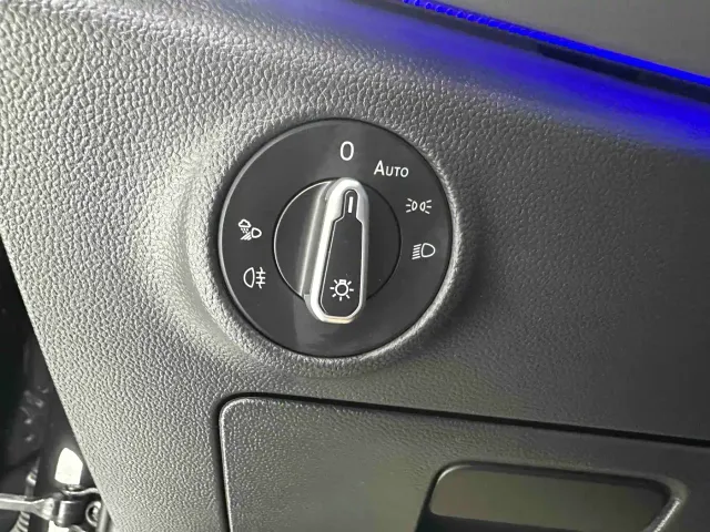 Volkswagen Sagitar — Фото автомобиля 8