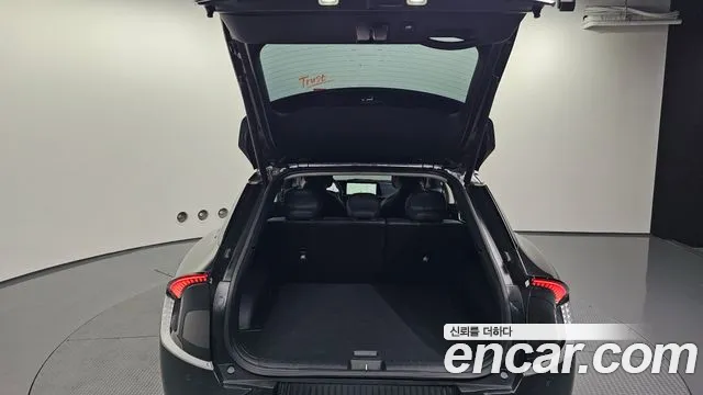 Kia EV6 — Фото автомобиля 20