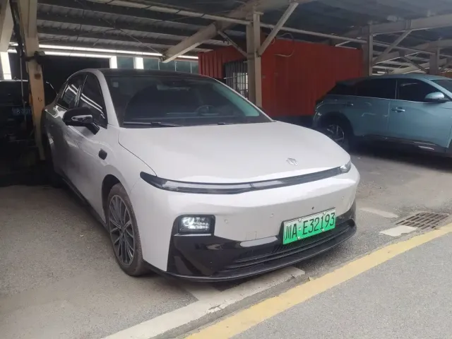 Leapmotor Leapmotor B01 2026 Model 650 Joy Edition — Фото автомобиля 3