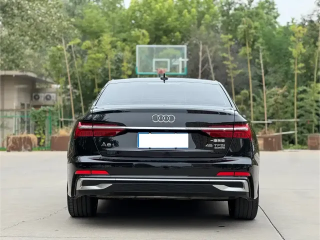 Audi A6L — Фото автомобиля 5