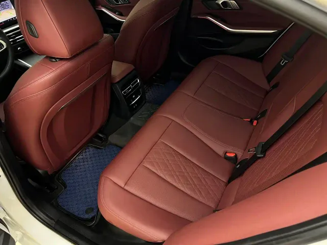 BMW 3 Series — Фото автомобиля 9