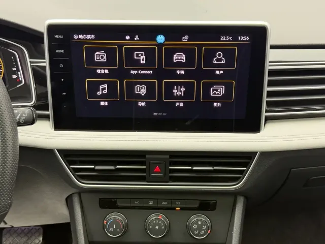 Volkswagen Tiguan L — Фото автомобиля 18