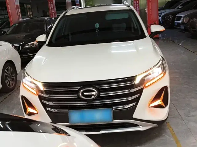 GAC Trumpchi GS4 — Фото автомобиля 2