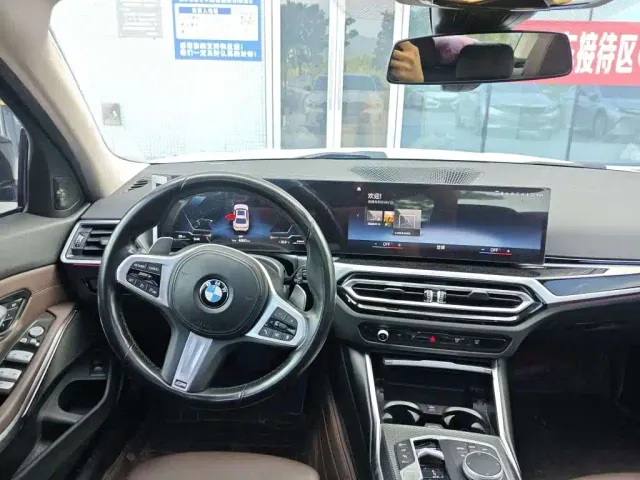 BMW 3 Series — Фото автомобиля 7