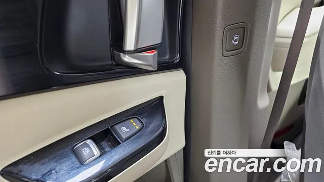 Kia Canival Carnival 4 поколение Бензин 9 мест Noblesse — Фото автомобиля 19
