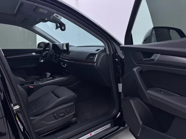 Audi Q5L — Фото автомобиля 6