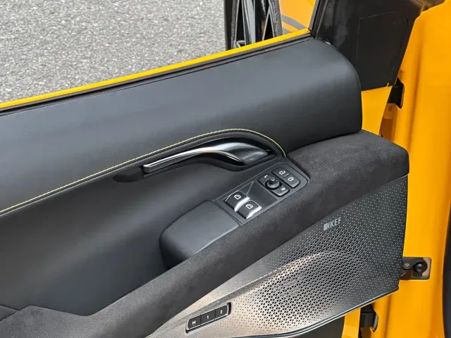 Lotus Emira — Фото автомобиля 23