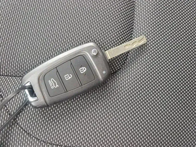 Hyundai Elantra — Фото автомобиля 8