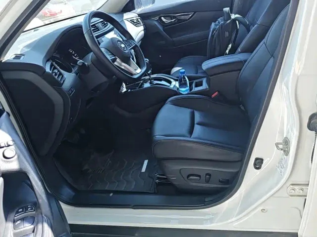 Nissan X-Trail — Фото автомобиля 14