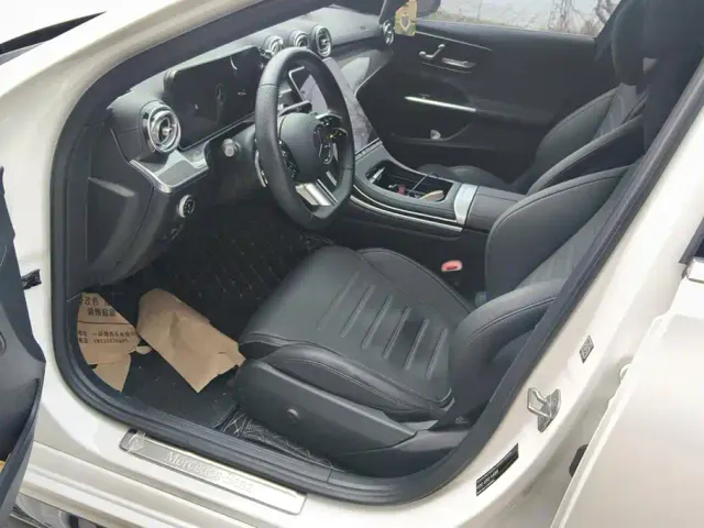 Mercedes-Benz C-Class — Фото автомобиля 9