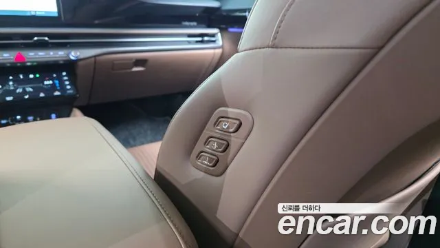 Hyundai Grandeur GN7 — Фото автомобиля 24