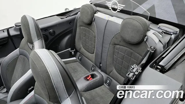 Mini Cooper Convertible — Фото автомобиля 12