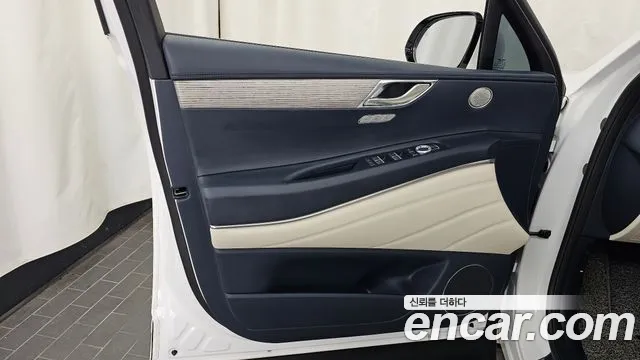 Genesis GV80 — Фото автомобиля 13