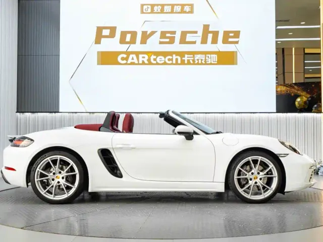 Porsche 718 — Фото автомобиля 4
