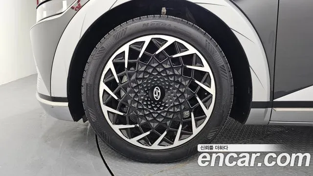 Hyundai Ioniq5 Ioniq5 Long Range AWD — Фото автомобиля 5