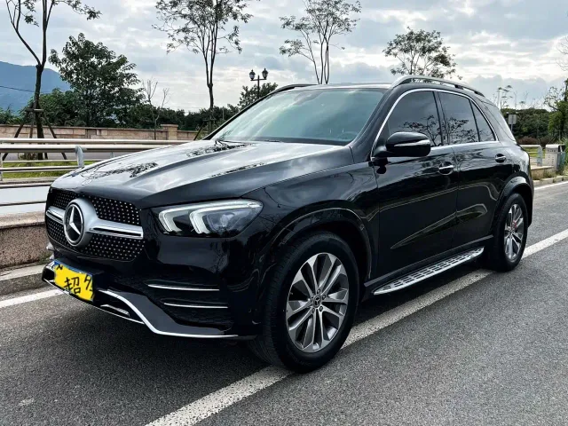 Mercedes-Benz GLE-Class — Фото автомобиля 2