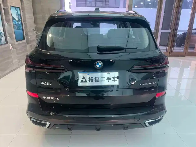 BMW X5 — Фото автомобиля 15