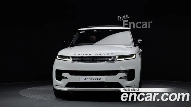 Land Rover Range Rover Sport — Фото автомобиля 3