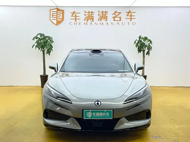 Denza Z9GT — Фото автомобиля 2
