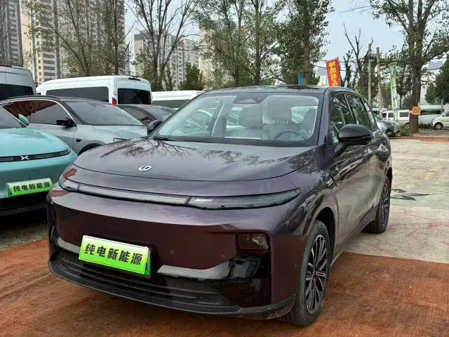 Фотография автомобиля — Leapmotor B10