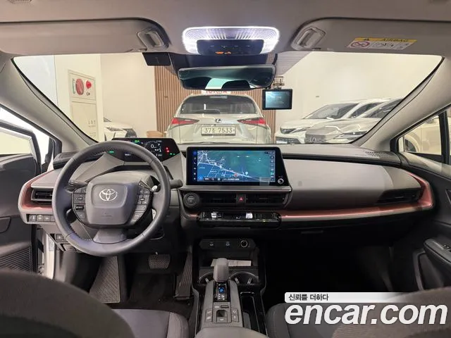 Toyota Prius 5th Gen — Фото автомобиля 6