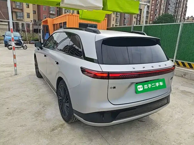 Xpeng G9 — Фото автомобиля 4