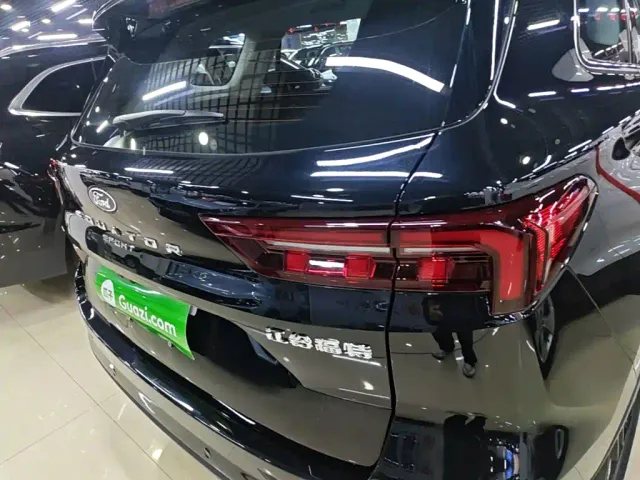 Ford Lingrui — Фото автомобиля 7