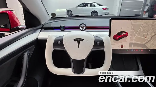 Tesla Model Y — Фото автомобиля 20