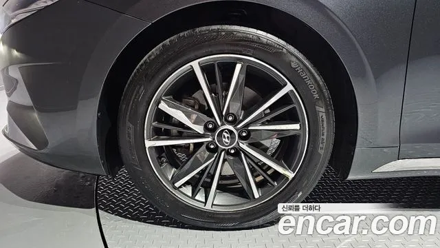 Hyundai Grandeur New — Фото автомобиля 5