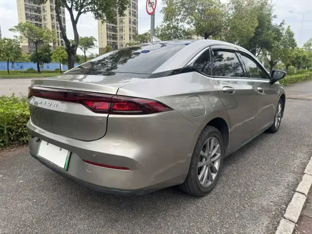 GAC Aion S — Фото автомобиля 7
