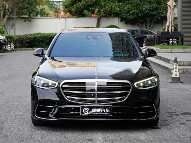 Mercedes-Benz S-Class — Фото автомобиля 2