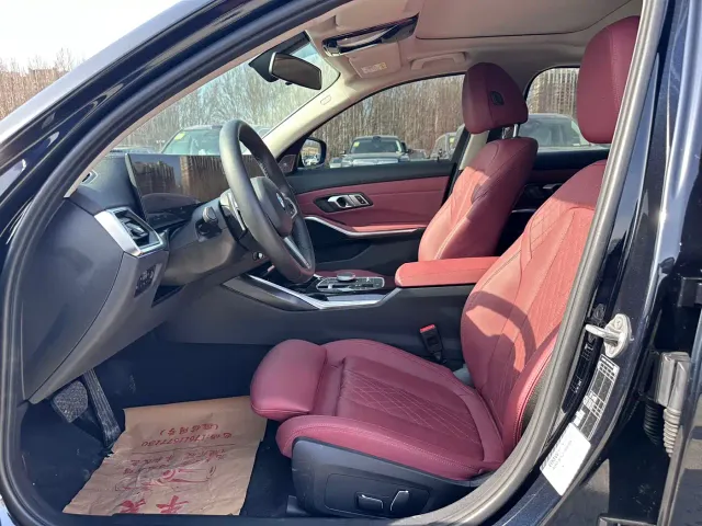 BMW 3 Series — Фото автомобиля 16