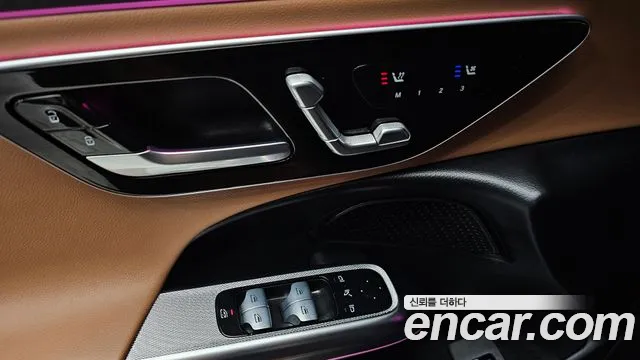 Mercedes-Benz E-Class W214 — Фото автомобиля 12